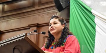 La historia está plagada de injusticias, por eso hay que cuestionar nuestros monumentos: Gabriela Cázares