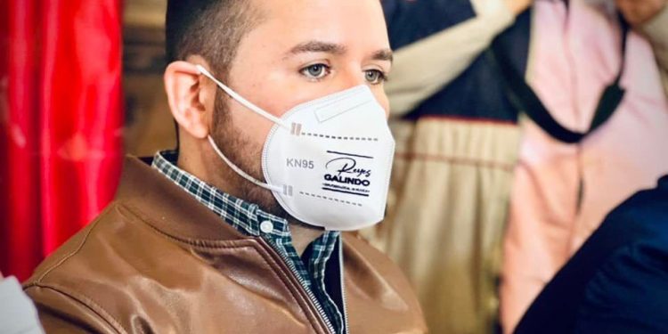 Llama Reyes Galindo a centrarse en temas de beneficio para el país y a no perderse en situaciones de índole personal