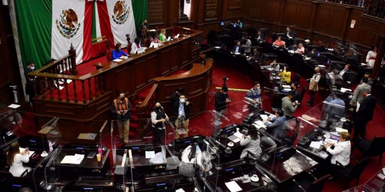 Diputados aprueban exhorto hacia el gobernador para lograr firma de convenio entre CEDEMUN y el INAFED