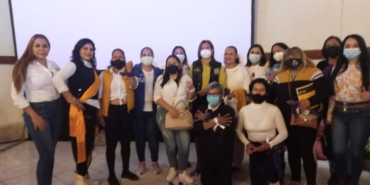 Importante la participación de la mujer en la vida política y social: Julisa Farias