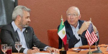 Bedolla expone potencial económico de Michoacán a embajador de Estados Unidos en México