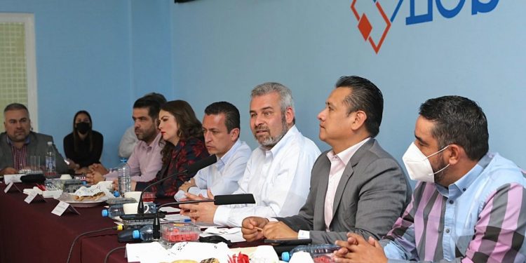 Gobierno de Michoacán seguirá respaldando sector agrícola de Los Reyes para su crecimiento: Bedolla