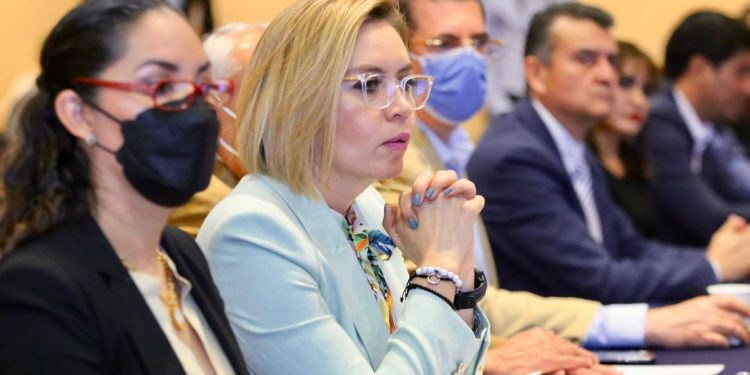 Gobierno digital sacará a Michoacán del burocratismo y combatirá la corrupción: Bedolla