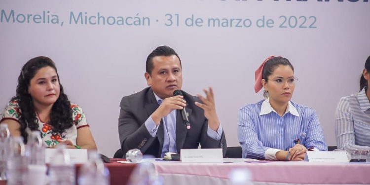 Presentan guía rápida para facilitar trámite de cambio de identidad de género en Michoacán