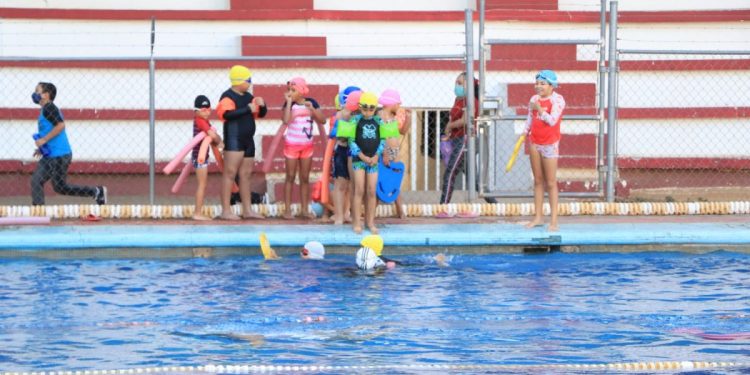 Todo listo para el torneo estatal de natación en Apatzingán