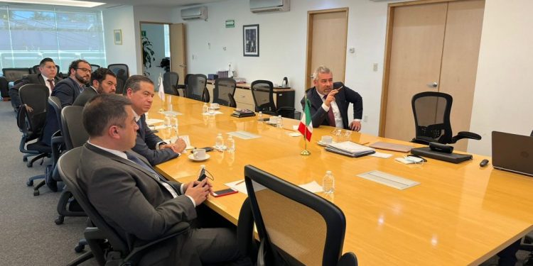 Gobierno de Michoacán y federación acuerdan estrategia de atención inmediata en zona limítrofe con Jalisco