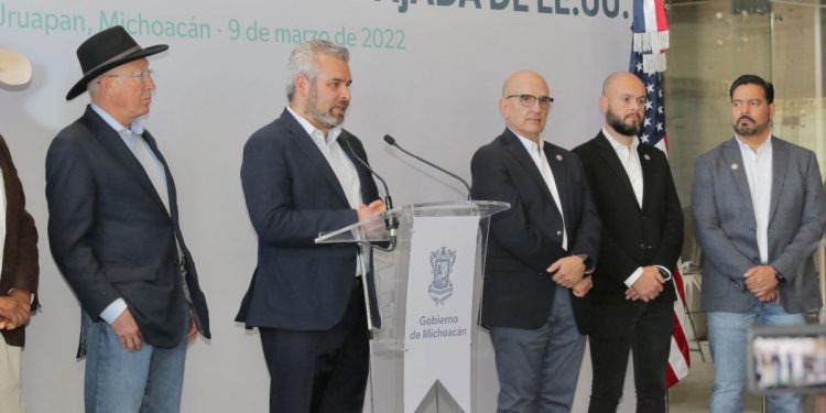 Unidos, Gobierno de Michoacán y Embajada de USA seguiremos impulsando el agro y el turismo: Bedolla