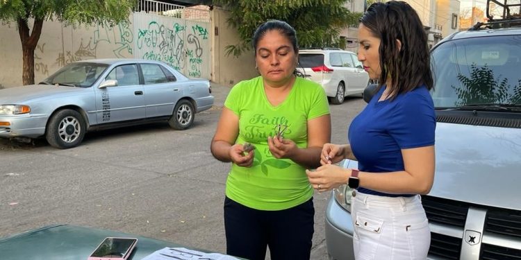 Con éxito, Blanca Álvarez concluye jornada de salud visual en Apatzingán