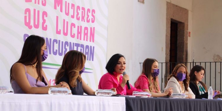Diputadas michoacanas luchan para que mujeres logren más espacios en la política