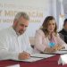Gobiernos de Michoacán y BC firman convenio de apoyo a desplazados y migrantes