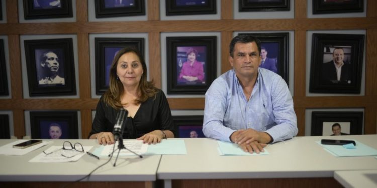 Fracasa la fraudulenta consulta en Michoacán: PAN