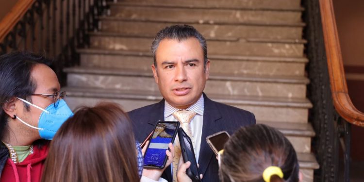 En un tecnicismo legislativo los conservadores tratan de ocultar el repudio que les tiene el pueblo de México