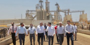 Bedolla logra que SuKarne done 20 mil toneladas de composta para generar abono y apoyar al campo michoacano