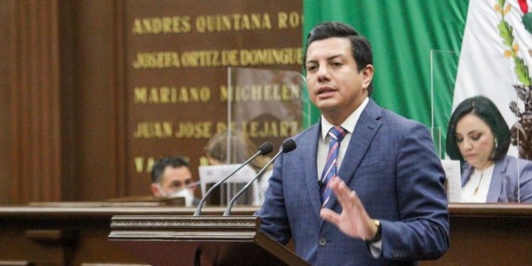 Fracasa Federación con resultados de revocación de mandato: Oscar Escobar