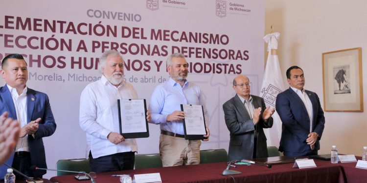 Gobiernos de México y Michoacán fortalecen protección a periodistas y defensores de derechos humanos