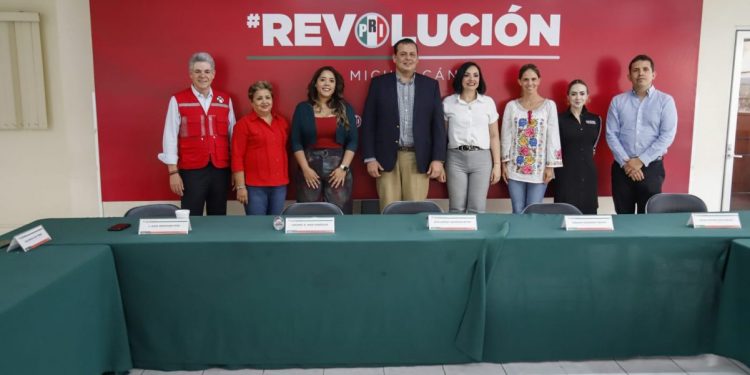 Acuerda PRI Michoacán trabajo coordinado con diputados locales