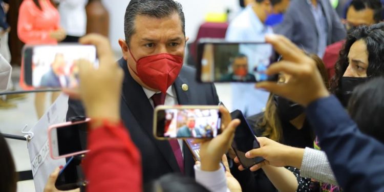 Presenta Morena propuesta de reforma para la protección de periodistas en Michoacán