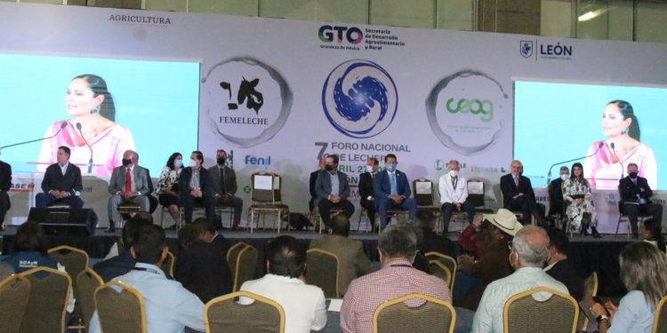 Ayuntamiento de Morelia, presente en 7° Foro Nacional de Lechería en León, Guanajuato