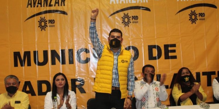 Autoridades estatales tienen que asumir la responsabilidad de gobernar, no justificarse en el pasado: PRD