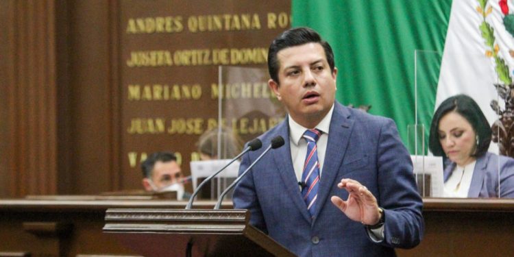 No más confrontación para Michoacán: Oscar Escobar