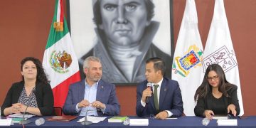 Bedolla promueve agenda de desarrollo con jóvenes michoacanos