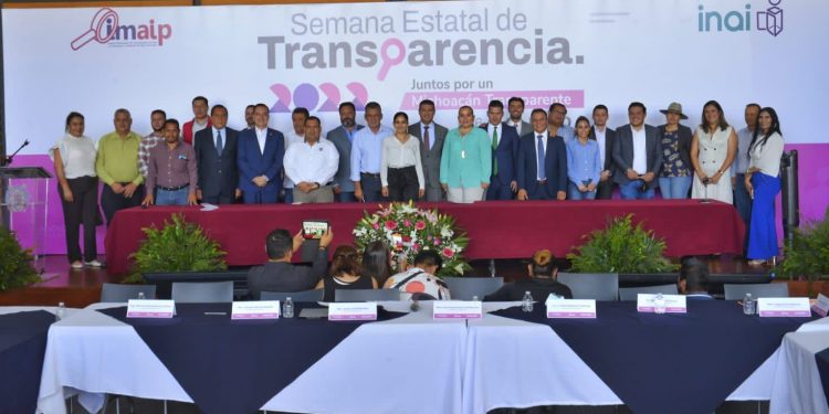 Firma Tarímbaro declaratoria de Gobierno Abierto