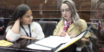 Legislaré en favor de niñas y niños michoacanos: Samanta Flores