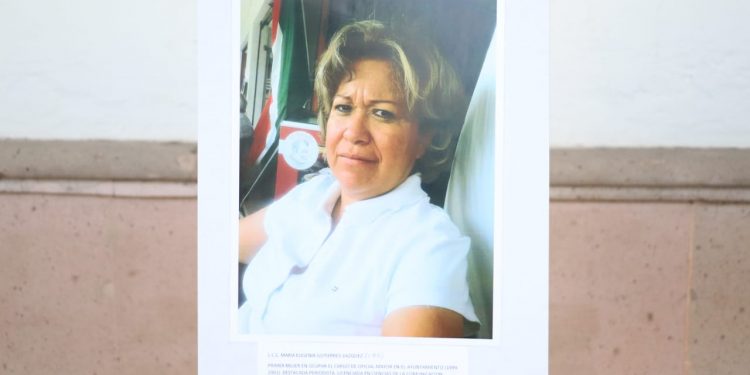 Inauguran exposición fotográfica “Mujeres Destacadas”