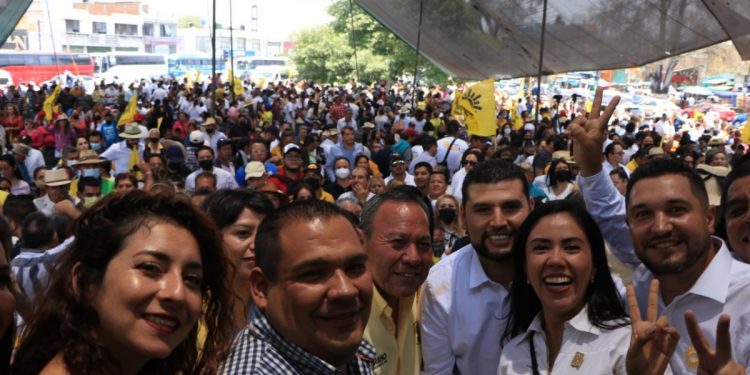 A sus 33 años, el PRD más vivo que nunca: Fanny Arreola