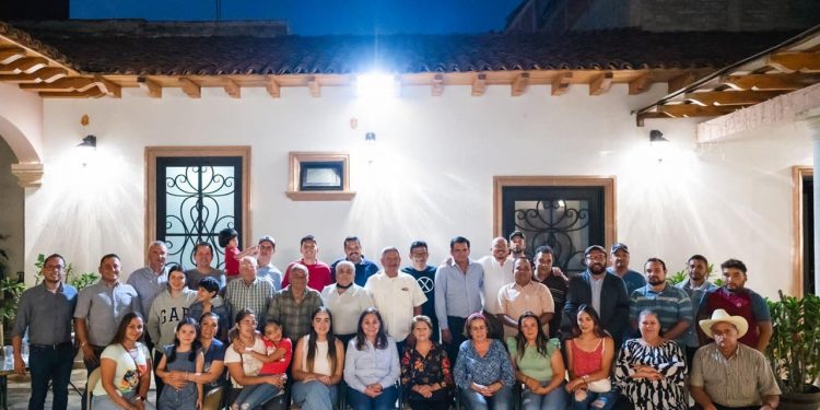 PAN Michoacán camina de la mano con la militancia: Cuquita Cabrera