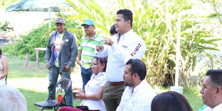 Necesario dar respuestas apropiadas para atender problemas y necesidades de la infancia: Víctor Zurita