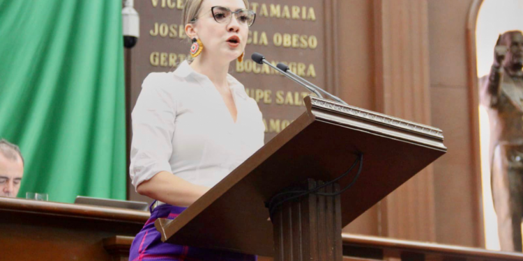 Por unanimidad, Michoacán tendrá condecoración «Mérito al Turismo»: Diputada Samanta Flores