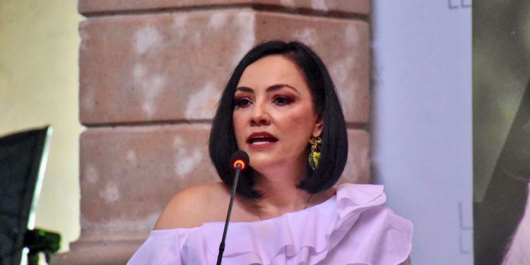 Necesario eliminar todo discurso de odio, y trabajar en pro de Michoacán: Adriana Hernández