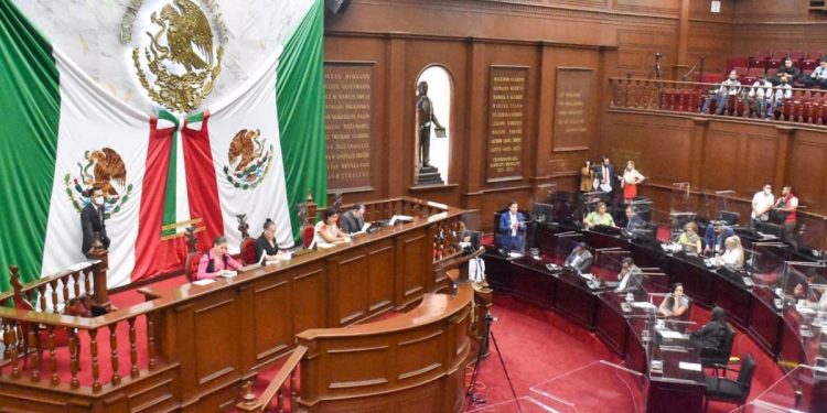 La pena máxima de cárcel en Michoacán pasa de cincuenta a sesenta años