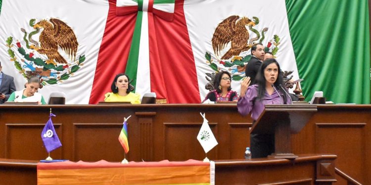 Diputadas y diputados avalan conmemoración del “Día Estatal Contra la Discriminación por Orientación Sexual e Identidad de Género”