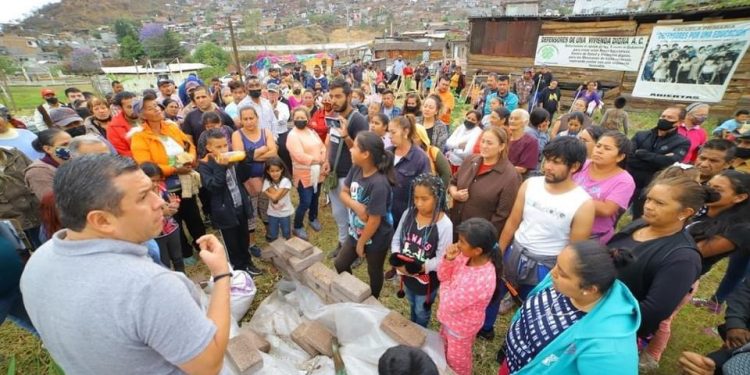 Debemos garantizar el acceso a la vivienda digna para los más pobres: Barragán