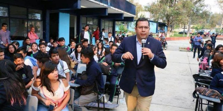 La educación es el camino de la transformación: Barragán