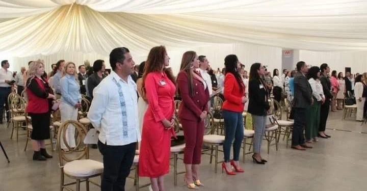 Participan autoridades locales del PRD en encuentro nacional, en Moroleón, Guanajuato