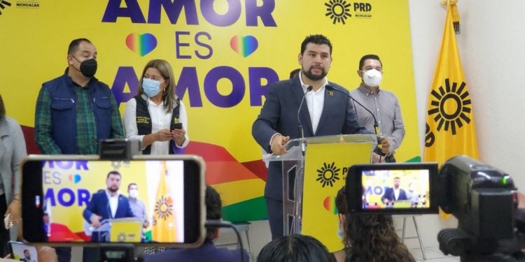 ¿Qué puede festejar el gobierno estatal?, cuestiona el PRD Michoacán