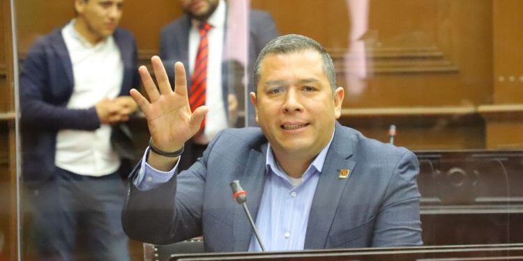 Bedolla atiende y resuelve los problemas de Michoacán: Barragán