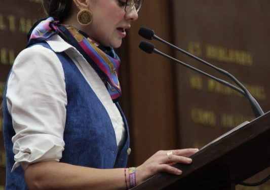 Empoderemos económicamente a las mujeres para frenar violencia: Samanta Flores