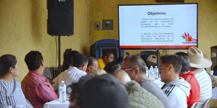 Capacita Gobierno de Tarímbaro a encargados del orden para mejorar la atención ciudadana