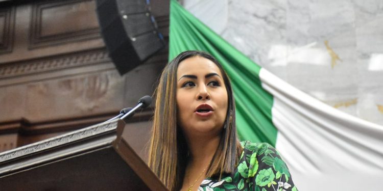 Combatir violencia simbólica o mediática es urgente: Gloria Tapia