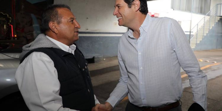 Reconocen transportistas de la Ruta Gris, voluntad de Alfonso Martínez para construir puente en dren Barajas