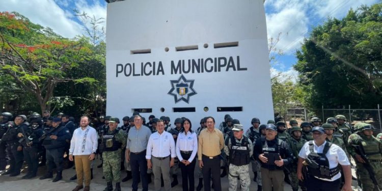 Retoman Federación y Gobierno estatal libre tránsito en carretera Ario- La Huacana