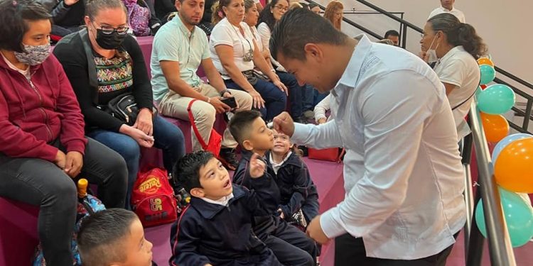 Invisibilizados, derechos sexuales y reproductivos de personas con discapacidad: Víctor Zurita