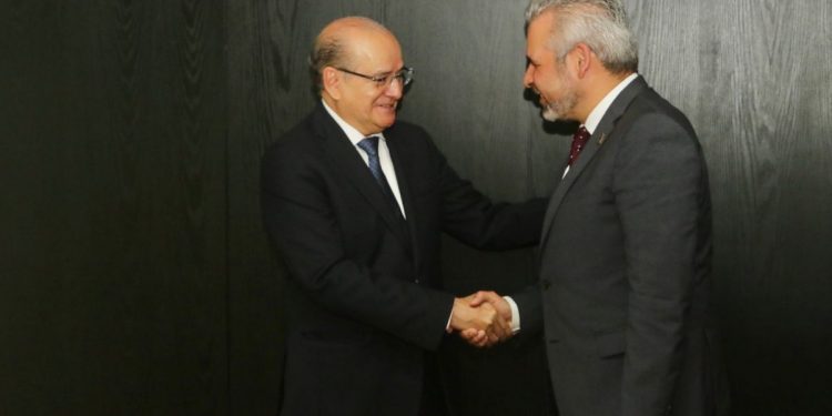 Bedolla analiza con líder sindical del IMSS la creación de mil plazas laborales en Morelia