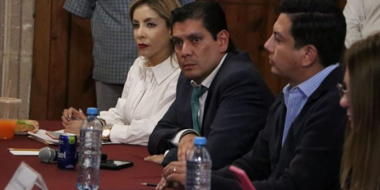 Busca Ernesto Núñez alentar cultura de la denuncia en casos de menores víctimas de abuso sexual