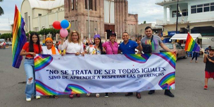 Reconocimiento a la diversidad sexual, es un tema de derechos: Fanny Arreola