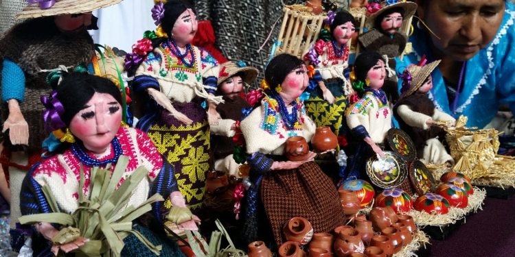 Fiestas de Corpus, ventana cultural de tradiciones vivas: SECTUR